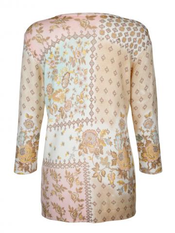 Вязаный пуловер