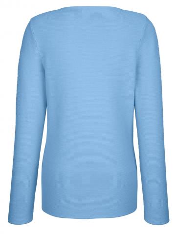 Вязаный пуловер