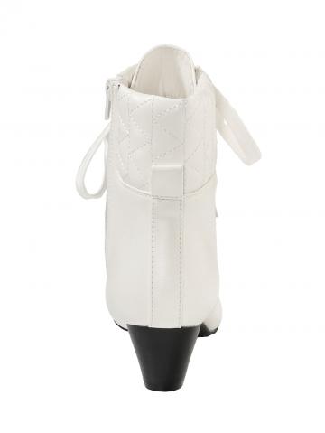 Сапожки на шнуровке