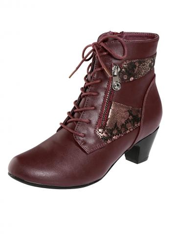 Сапожки на шнуровке