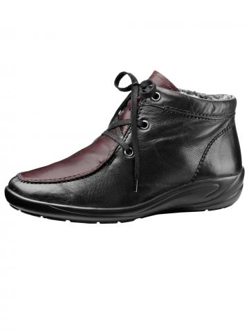 Сапожки на шнуровке