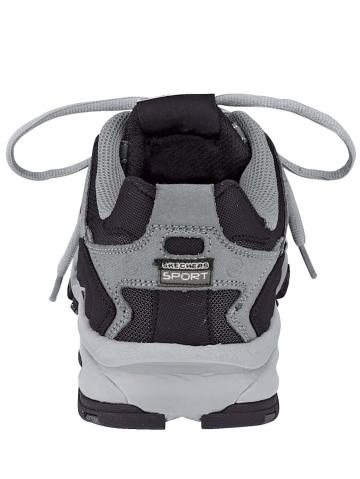 Беговые кроссовки