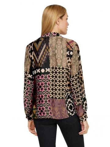 Блузка с узором