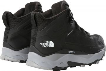 Походная обувь 