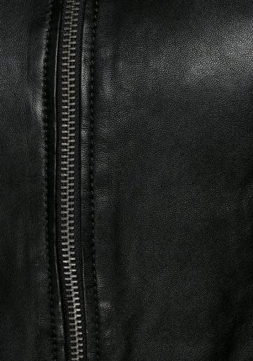 Короткая куртка