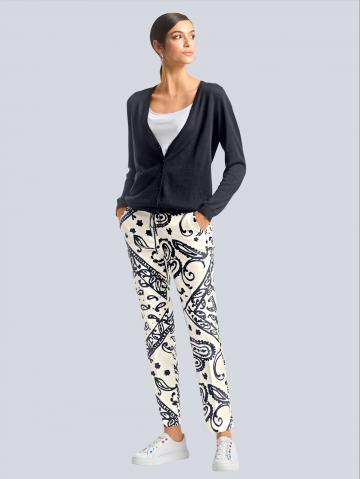 Вязаная кофта