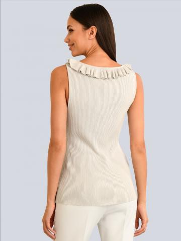 Пуловер с круглым вырезом