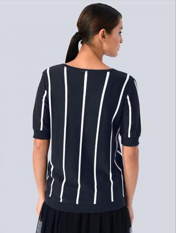 Пуловер с круглым вырезом