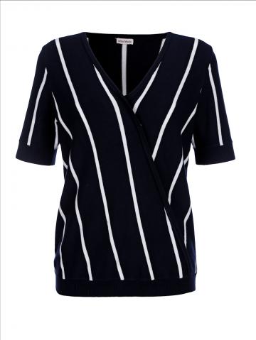 Пуловер с круглым вырезом