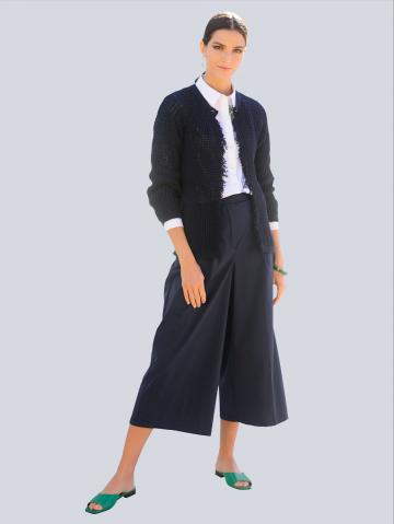 Вязаная кофта