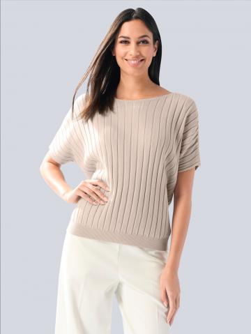 Пуловер с круглым вырезом