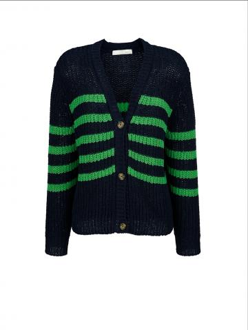 Вязаная кофта