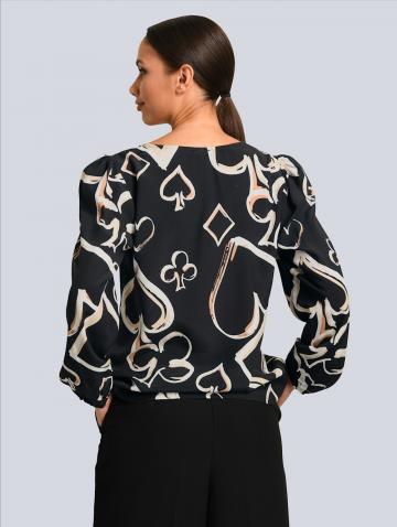 Блузка с длинным рукавом