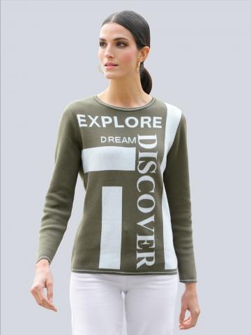 Пуловер с круглым вырезом