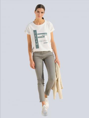 Короткие джинсы