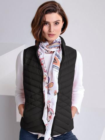 Утепленная жилетка