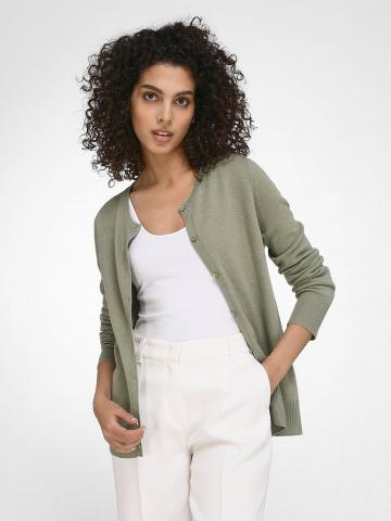 Вязаная кофта