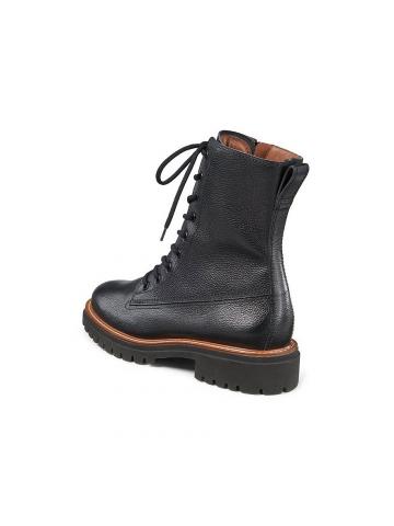 Полусапожки на шнурках