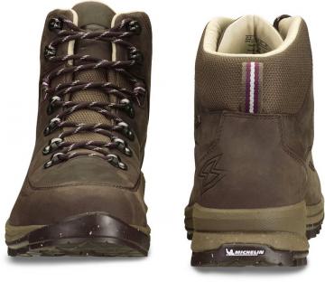 Походная обувь