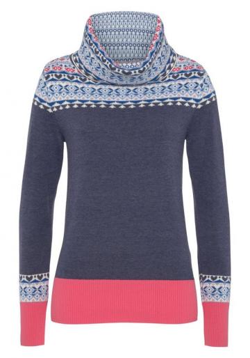 Вязаный пуловер