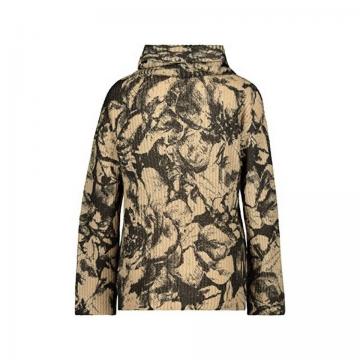 Вязаный пуловер