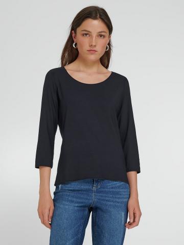 Кофта с круглым вырезом