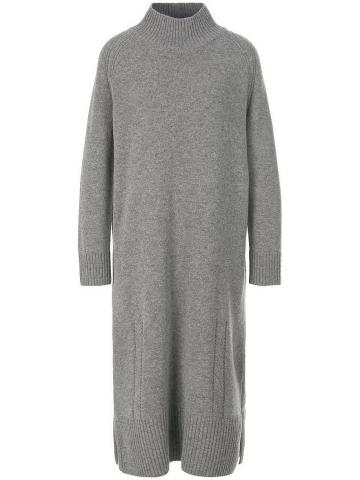 Вязаное платье