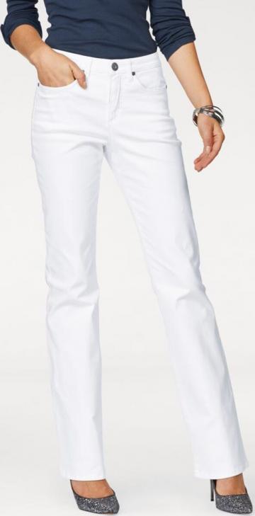 Клешеные джинсы 