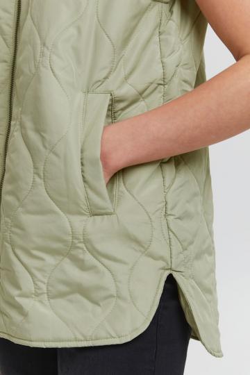 Жилетка 