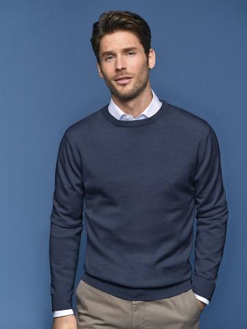 Пуловер с круглым вырезом