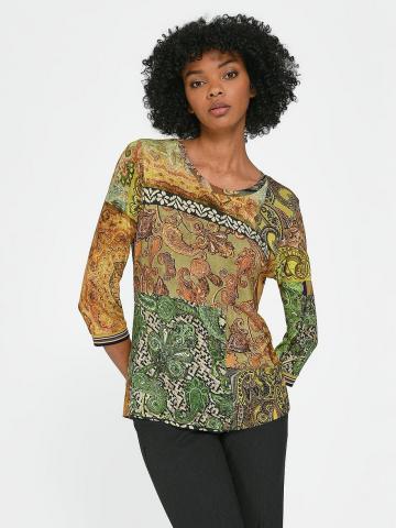 Кофта с круглым вырезом