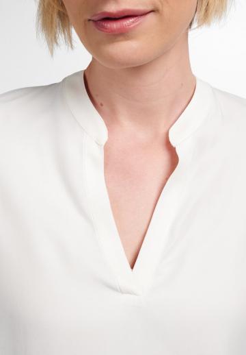 Атласная блузка