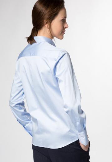 Атласная блузка