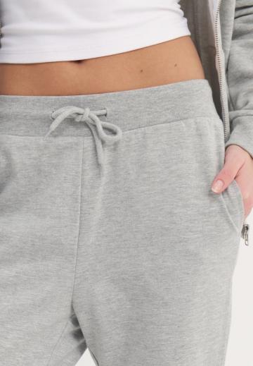 Спортивные штаны