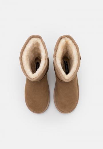 Зимние ботинки