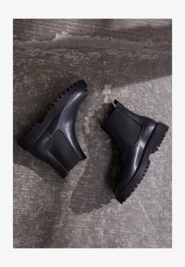 Ботинки челси