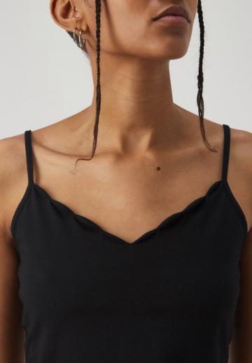 Топ на бретельках