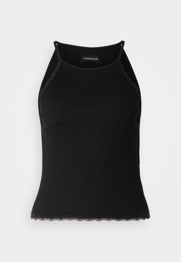 Топ на бретельках