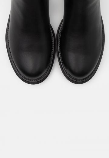 Ботинки челси