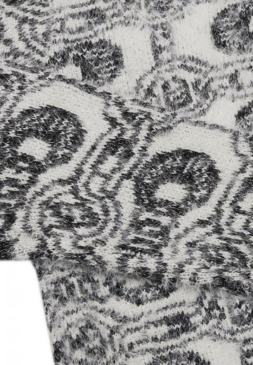 Жаккардовая вязаная кофта