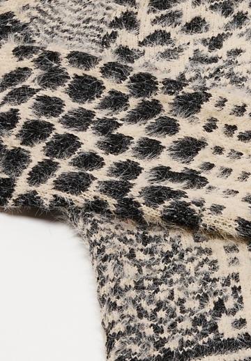 Длинный жилет