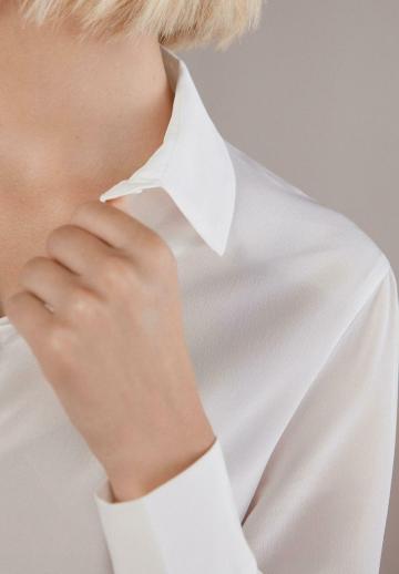 Шелковая блузка