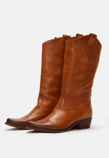 Ковбойские сапоги