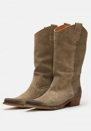 Ковбойские сапожки