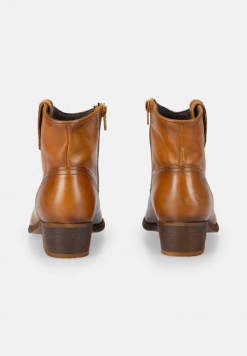 Широкие сапоги