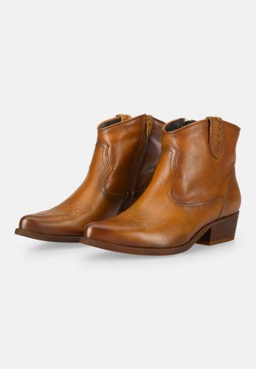 Широкие сапоги