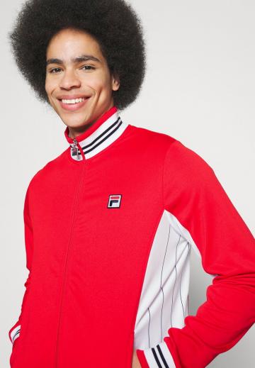 Спортивная куртка