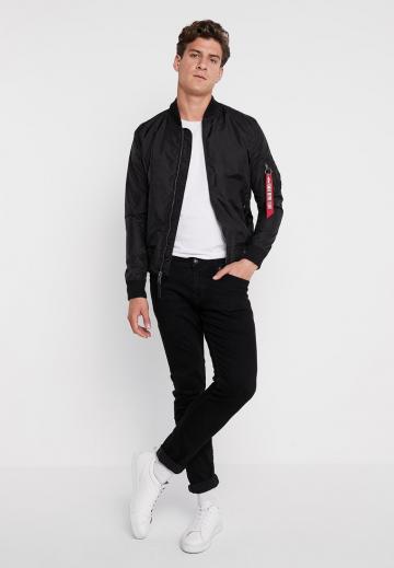 Куртка бомбер