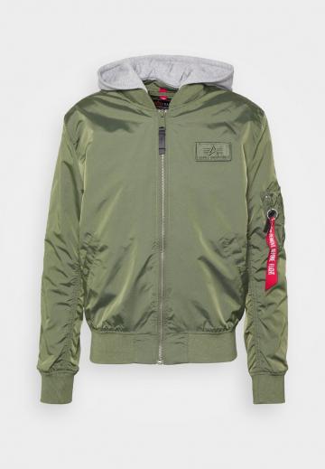 Куртка бомбер