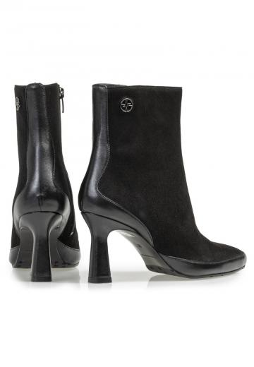 Полусапожки на высоком каблуке